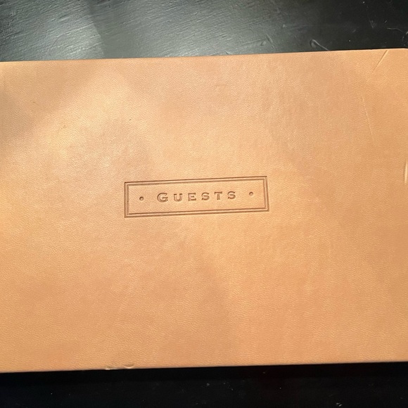 Peter Pauper Press Guest Book - Picture 2 of 8